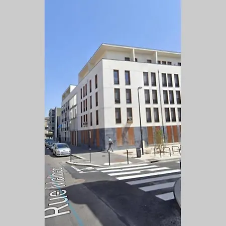 Appartement Dernier étage, Balcon, Parking Gratuit ! Bordeaux